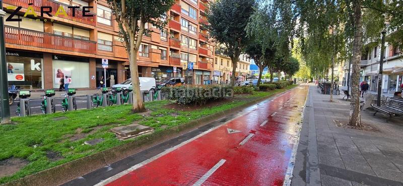 Foto e73c4a82-0508-4d2d-b9b1-af5ed331a45b. Lloguer local comercial a Campuzano Bilbao