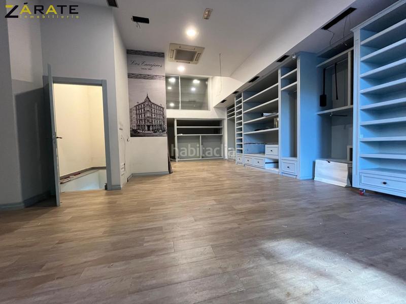 Foto cd3e909f-12fb-4a9e-af16-dfb0b3f6725b. Location local commercial dans Campuzano Bilbao