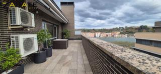 Pis en Lasesarre. Se vende excelente vivienda en urban con garaje y trastero