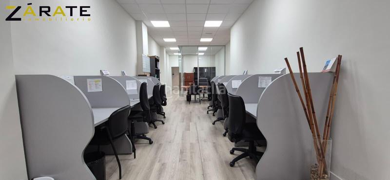 Foto 5157e166-ad94-408d-bfc5-4a76ba2b5568. Local comercial se vende o alquila local en san mames en Bilbao