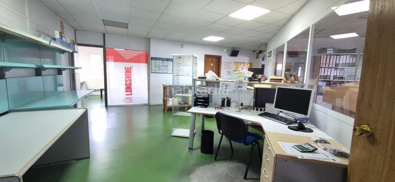 Foto 1b1ea602-7f1a-4c33-b7f5-6182b283197c. Rent industrial building with heating in Erandio