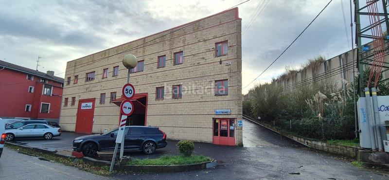 Foto 919610a4-4608-448c-b885-136c9bdc00e1. Rent industrial building with heating in Erandio