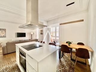 Location Appartement dans Carrer de gravina 5. Piso amueblado en alquiler  corta estancia lujo barcelona eixamp