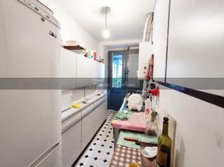 Casa a Verín. ?? 460 m2.     ?? 4      ?? 1   

gran casa en piedra ubicada