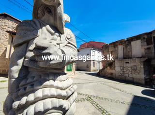 Casa a Rúa viriato 30. ¿buscas una casa en pleno casco histórico de verín?

ubicada e