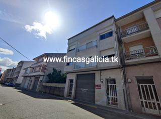 Édifice à Verín. Oportunidad de inversión – edificio actualmente arrendado en su
