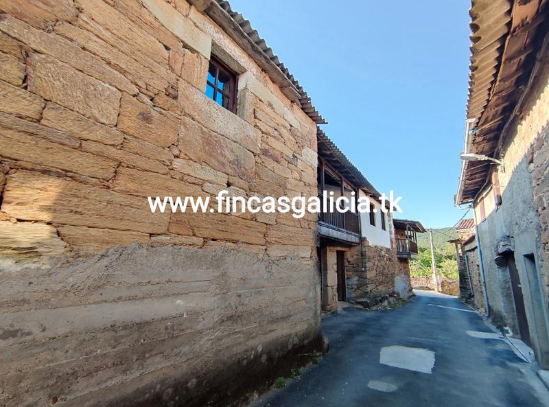 Foto c1ab54a6-bf88-4360-9b66-4b4cb3a13593. Maison dans Castrelo do Val