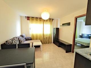 Piccolo appartamento  Avenida de laza. Apartamento disponible en venta o alquiler, en la zona de la avd