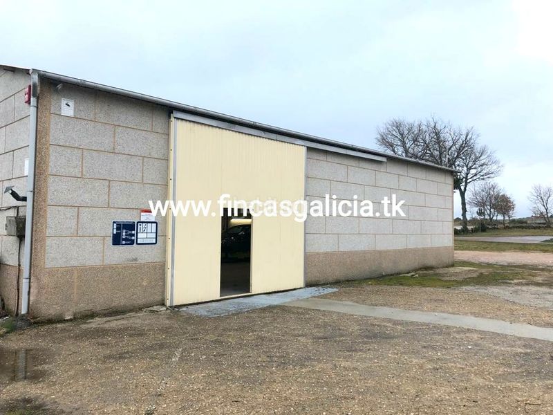 Foto 1c1f0b4a-e8fa-4011-8704-2fefe927889e. Local comercial amb calefacció a Gudiña (A)