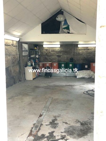 Foto 3f4ef171-d724-4057-bcb9-dba437fada43. Local comercial amb calefacció a Gudiña (A)