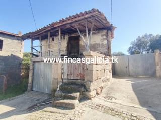 Casa a Oímbra. ¿quieres restaurar una casa de piedra?

bonita casa de piedra