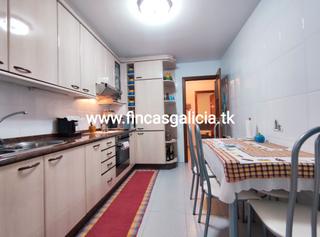 Piso  Ra rosala de castro. Zona rosala de castro - vern (ourense), amplio piso con poco u