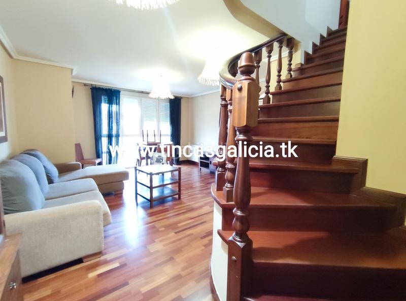 Foto 361945f8-5852-444a-92a0-5399c2445a5c. Dúplex amb aparcament a Verín