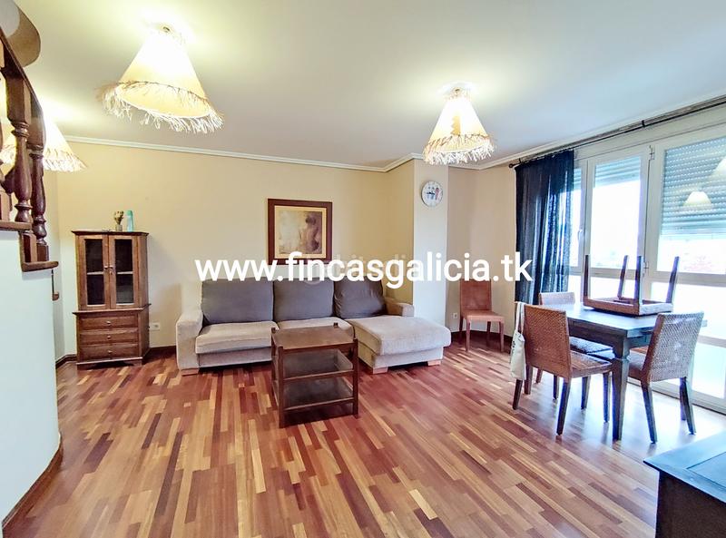 Foto 9ff6a5fc-aa2c-41c3-9510-ecace70380a5. Dúplex amb aparcament a Verín