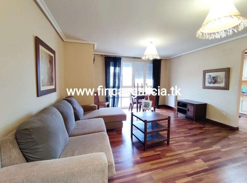 Foto dd70551d-c1ec-4399-a7a4-42d346daa0ca. Dúplex amb aparcament a Verín