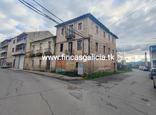 Casa a Rúa de elle 29. Solar con 2 construcciones