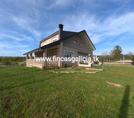 Xalet a Avenida de portugal 15. Espectacular chalet en piedra, verin
