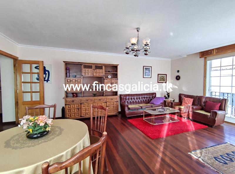 Foto 956a0466-2c1d-4ac0-ac59-c5d034652fe3. Casa amb aparcament a Riós