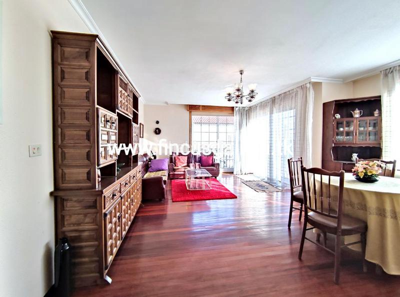 Foto b9f8a868-917a-4a72-93e6-bf251ec5a38b. Casa amb aparcament a Riós