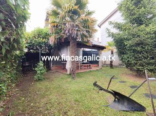 Casa a Vilardevós. Casa con jardín a 7 km de vilardevós