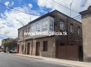 Casa adossada a Avenida de san lázaro 27. Casa con ascensor en verin