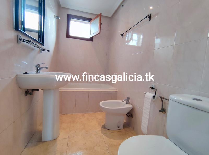 Foto 3997772b-5246-43da-9a87-9b584a013aab. Casa in ou-1014 25 in Monterrei