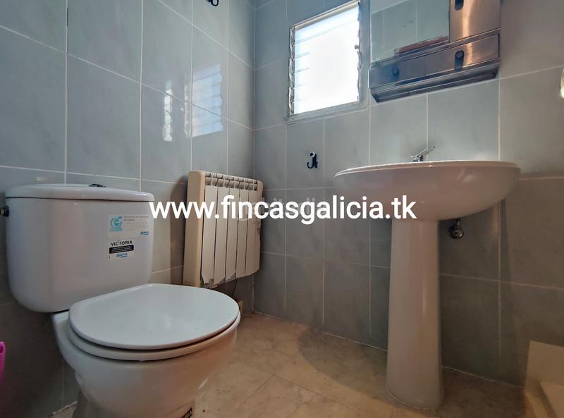 Foto 6912c0b0-70d0-445c-bab7-ba046a344976. Casa in ou-1014 25 in Monterrei