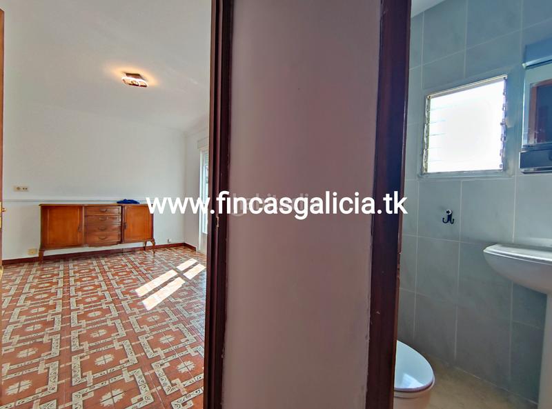 Foto f1a5dfc8-d867-4595-a433-3c2e5391dabf. Casa in ou-1014 25 in Monterrei