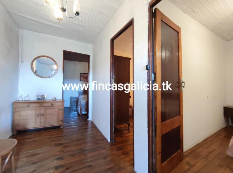 Foto 1777a62c-4c90-42ae-aaa9-f9b70f2e6523. Casa con parcheggio in Oímbra