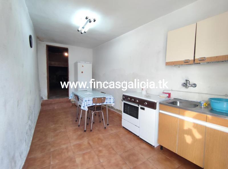 Foto 36704cf8-e019-464f-a81e-b74c7ed9c393. Casa con parcheggio in Oímbra