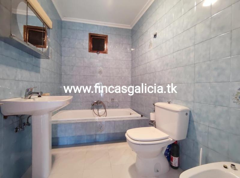 Foto a9811c01-29c6-44be-8893-95215462a495. Casa con parcheggio in Oímbra