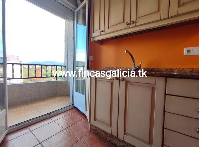 Foto 5d848f60-a176-4602-8cae-fed316ee89c6. Dúplex amb calefacció aparcament a Verín