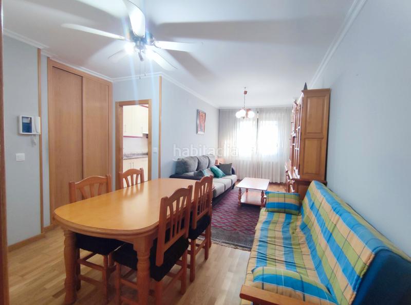 Foto 7515bd81-8bc2-429e-ac7a-48c2e722b75d. Piso vivienda con muy poco uso en Verín