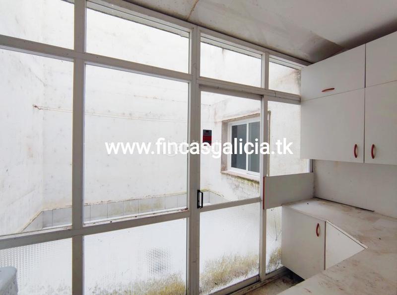 Foto 94c25c80-1957-4400-bacb-b293f2f33d04. Piso  con garaje en venta en Verín