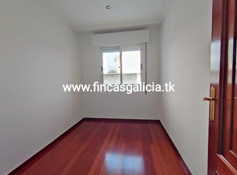 Foto c5835728-e8da-45e2-b24c-8738d11de25d. Piso  con garaje en venta en Verín