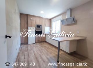 Maison à Castrelo do Val. Casa a 9 km de verin