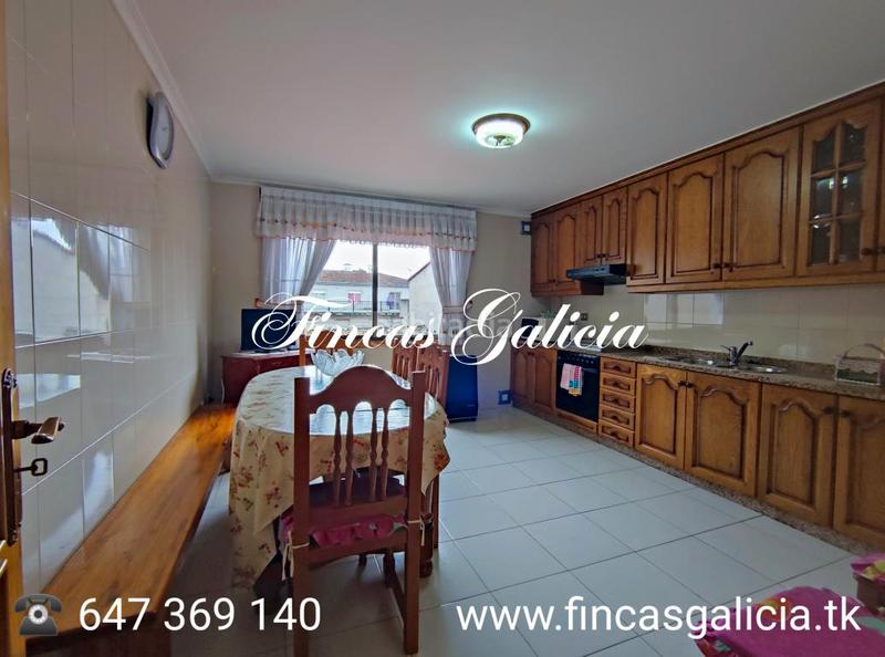 Foto a8a9a104-039f-4b22-8f33-bd242f0f54bc. Appartement avec cheminée chauffage parking dans Verín