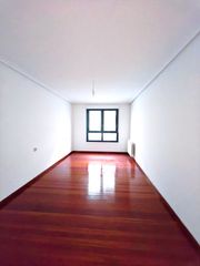 Flat in Xinzo de Limia. Piso con ascensor