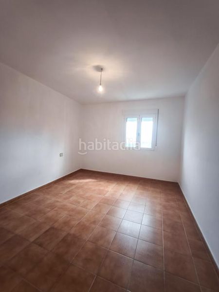 Foto f0e953d3-df0d-49c2-a950-beb648a1bfb2. Casa amb aparcament a Verín