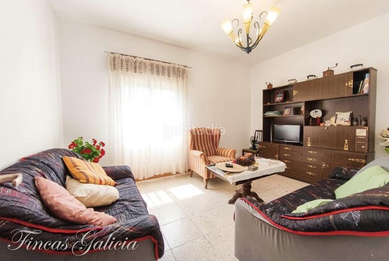 Foto 0316d6d6-149b-4137-b20e-ec214867735e. Casa amb aparcament a Vilardevós