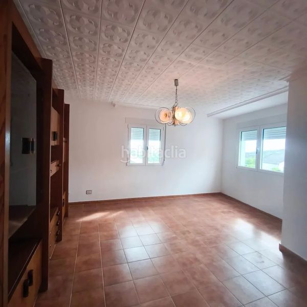 Foto 2e346c3a-9b0a-4315-9084-178a9a2ce9df. Casa ???? ¡casa de piedra con terreno edificable y más de 300 m²! ???? en Oímbra