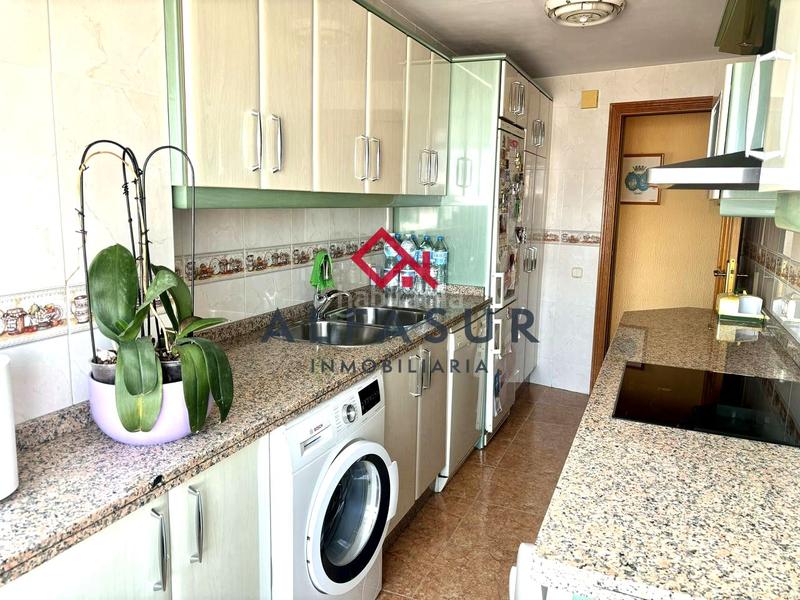 Foto d786e816-d5b0-4cab-b7d4-898c6ed037eb. Pis a Perchel Norte Málaga