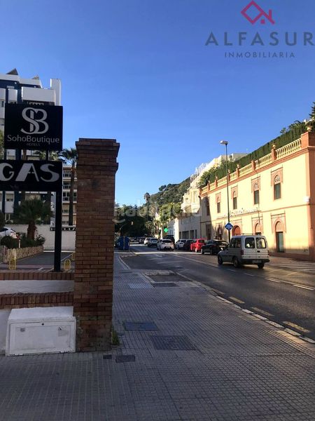 Foto f4fd5646-040f-46d2-b0c9-b1148669913c. Rent flat with parking in La Malagueta - Monte Sancha Málaga