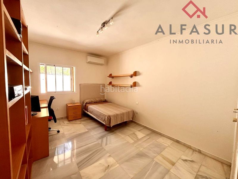 Foto dce01e6a-564b-4e07-a979-227724401334. Lloguer casa amb calefacció aparcament piscina a Málaga
