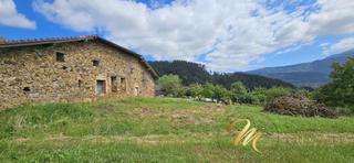 Casa a Zeanuri. Zeanuri. inmobiliaria mitxelena ofrece en exclusiva. impresionan