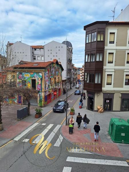 Foto b1881feb-cac2-43da-8769-671da7c3a402. Appartamento con riscaldamento in Centro-Puerto Viejo Getxo