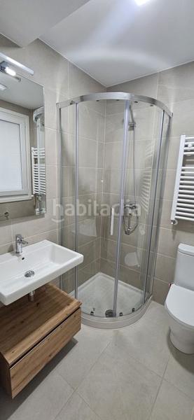 Foto a7a0f18e-7d2a-42b4-80e2-fb64e56ba342. Alquiler piso . Las Arenas, zona santana. inmobiliaria mitxelena ofrece en exclusiva vivienda a estrenar, vacía, con grandes ventanales, es en Getxo