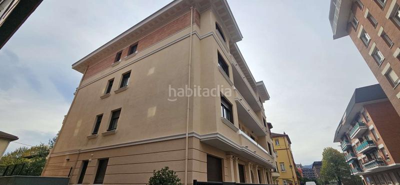 Foto b04497e0-5d22-44aa-890b-6ee03c4978f5. Alquiler piso . Las Arenas, zona santana. inmobiliaria mitxelena ofrece en exclusiva vivienda a estrenar, vacía, con grandes ventanales, es en Getxo