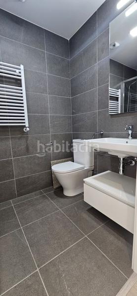 Foto e36dacb2-252a-4842-9346-145ca5e597b3. Alquiler piso . Las Arenas, zona santana. inmobiliaria mitxelena ofrece en exclusiva vivienda a estrenar, vacía, con grandes ventanales, es en Getxo