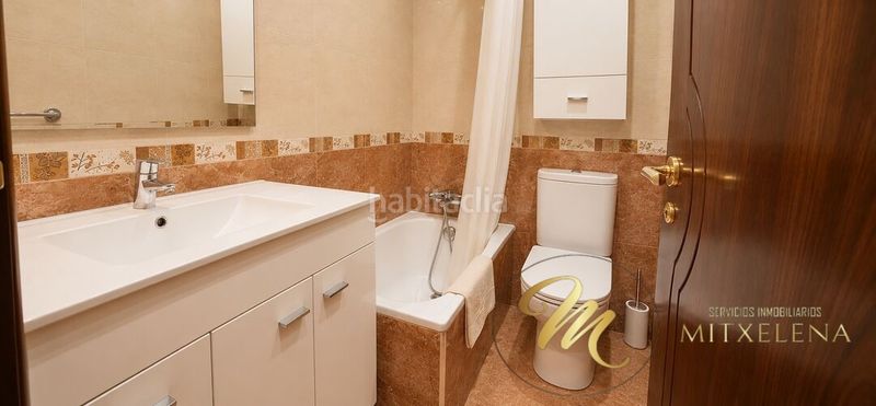 Foto a6121247-8744-4d59-af21-3661286636f5. Flat with heating parking in Polígono Rojo-Aldapa Getxo